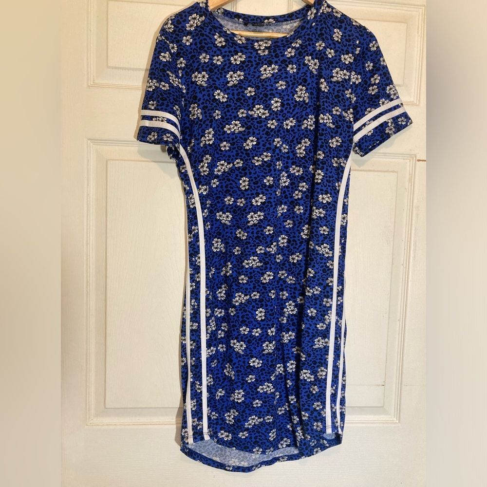 Floral Blue Dress with White Accents, Joe Boxer, medium, excellent condition - Picture 1 of 2